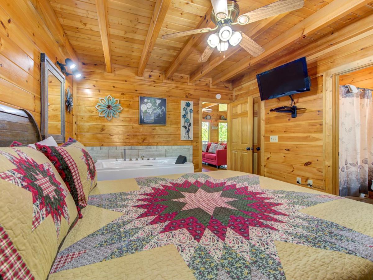 Macys Hideaway Villa Sevierville Eksteriør billede